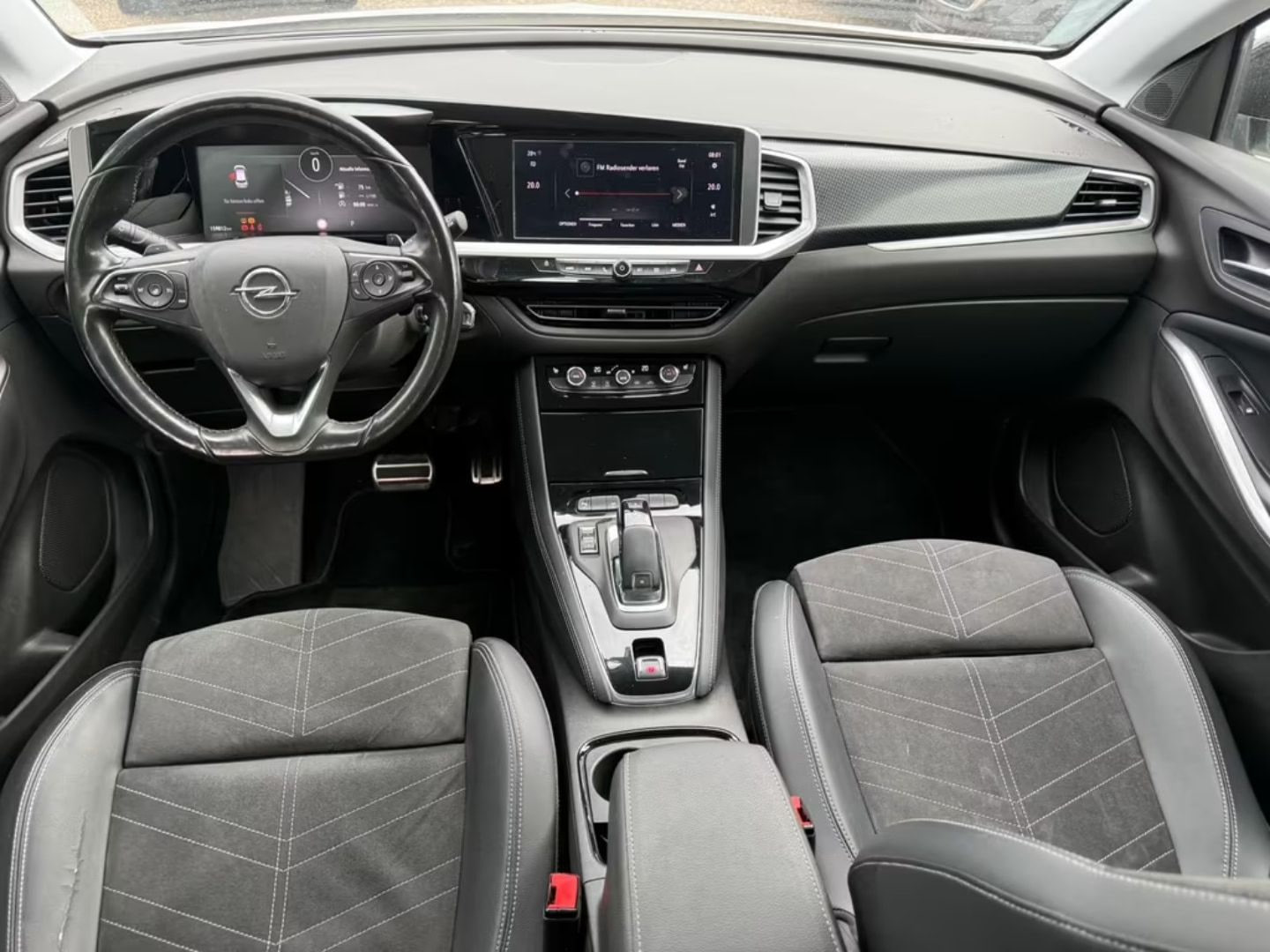 Opel Grandland (X) — фото 15