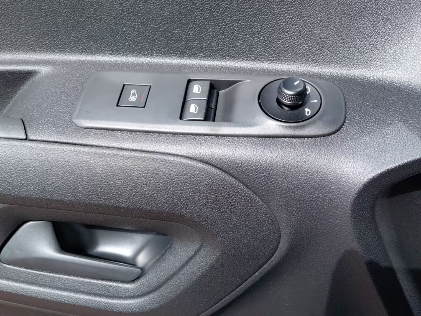 Opel Combo — фото 15