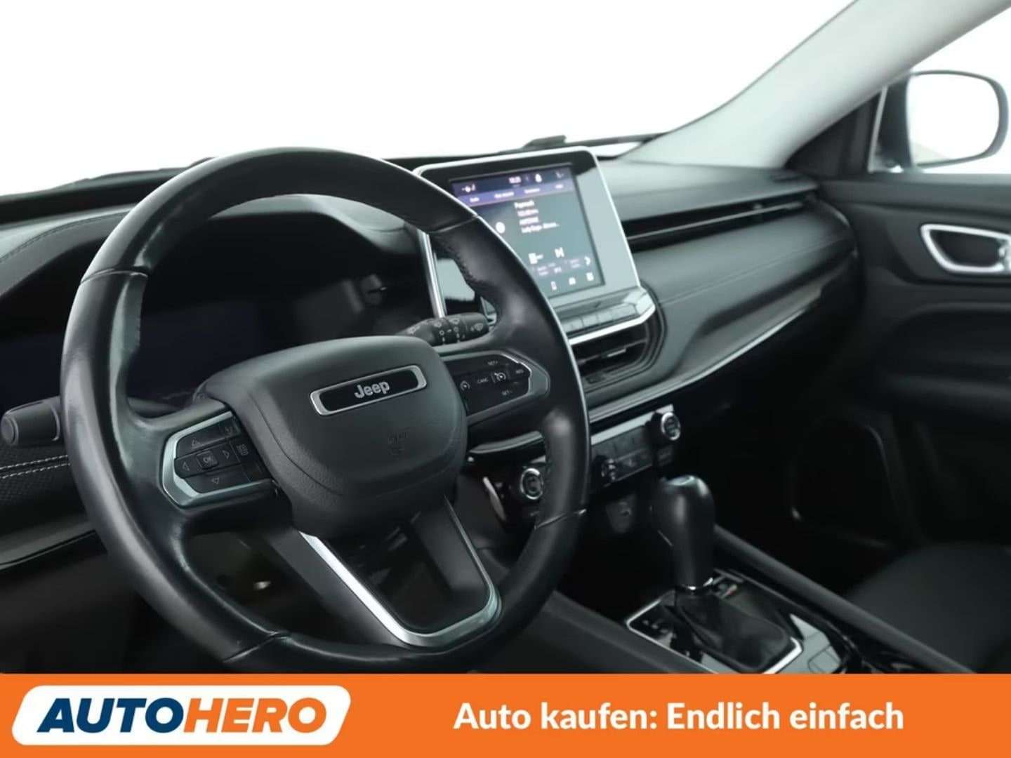 Jeep Compass — фото 10