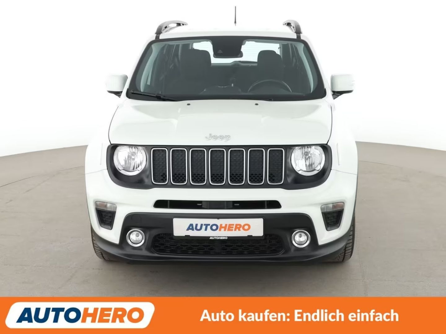 Jeep Renegade — фото 13