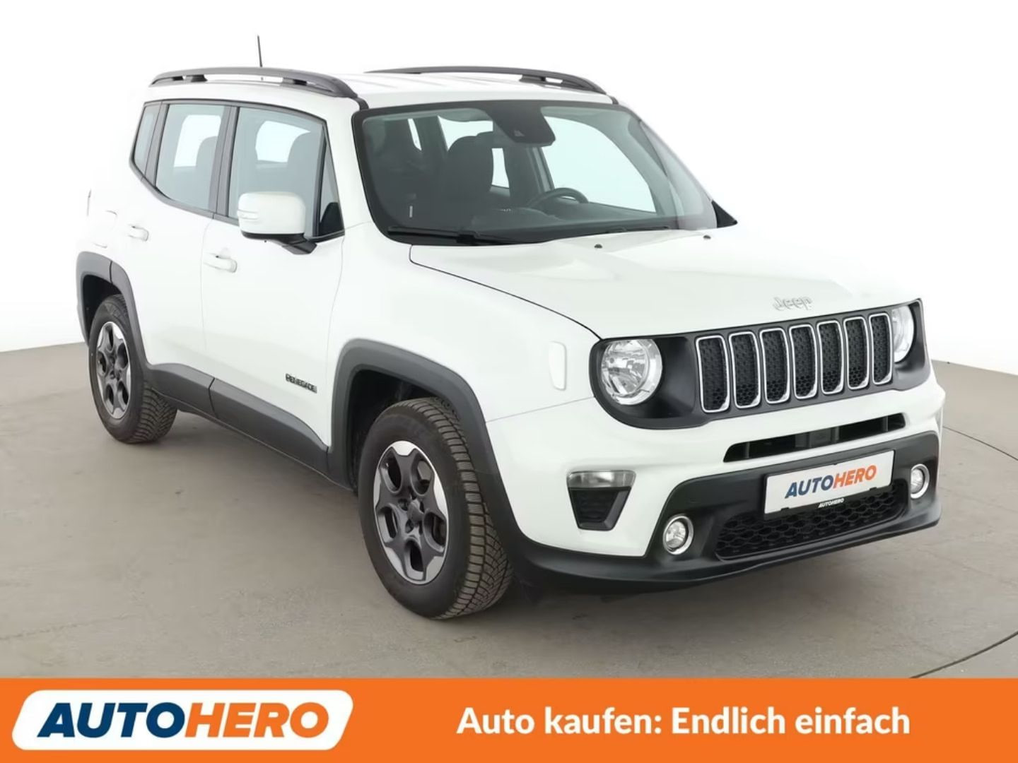 Jeep Renegade — фото 14