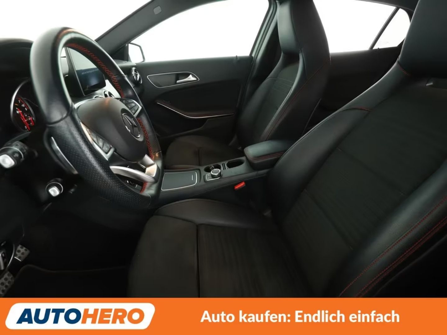 Mercedes-Benz GLA 200 — фото 10