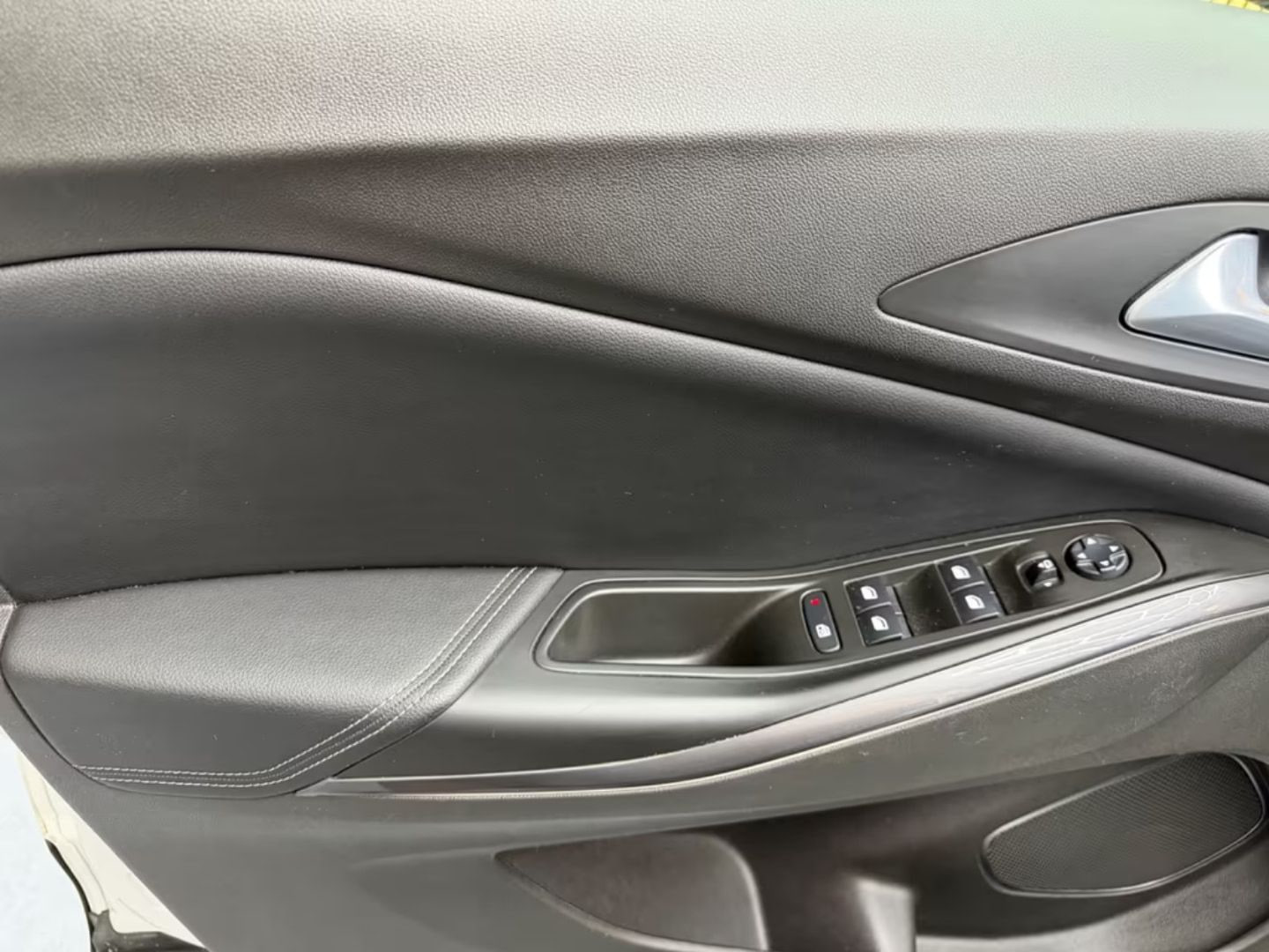 Opel Grandland (X) — фото 10