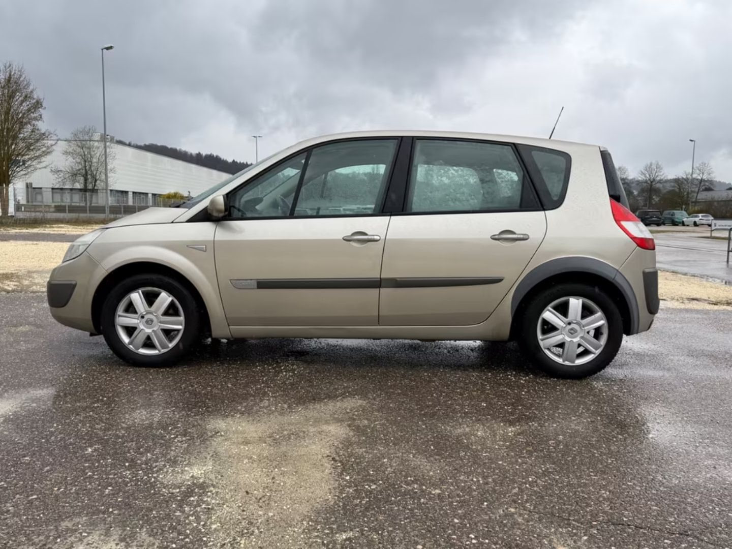Renault Scenic — фото 3