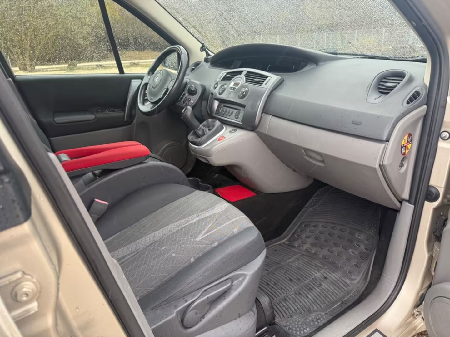 Renault Scenic — фото 9