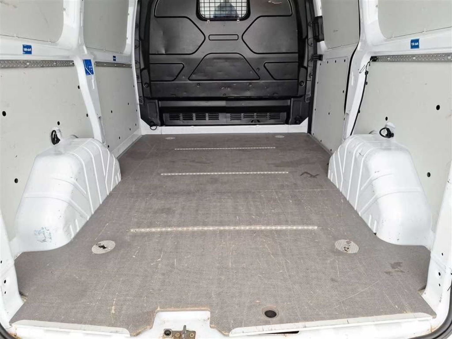 Ford Transit Custom — фото 5