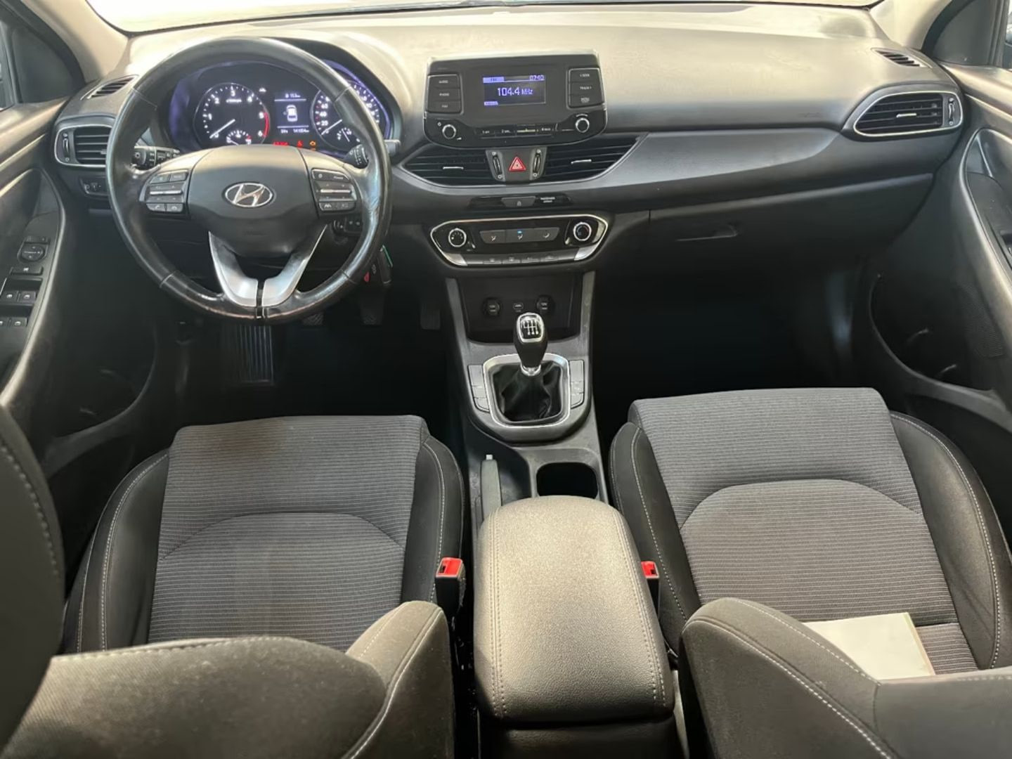 Hyundai i30 — фото 8
