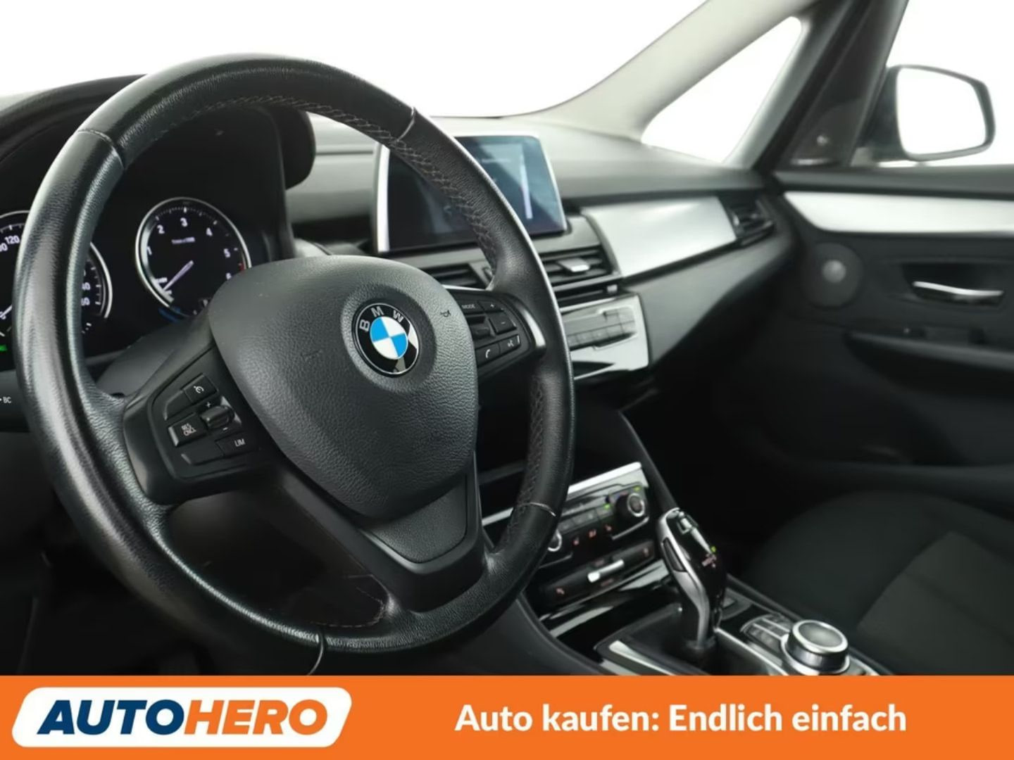 BMW 218 Gran Tourer — фото 10