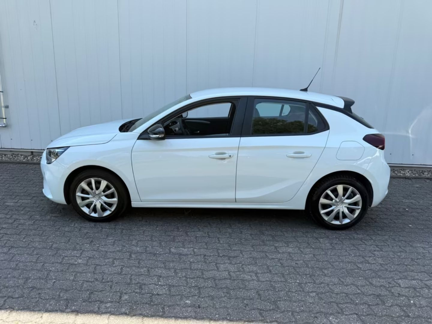 Opel Corsa — фото 7