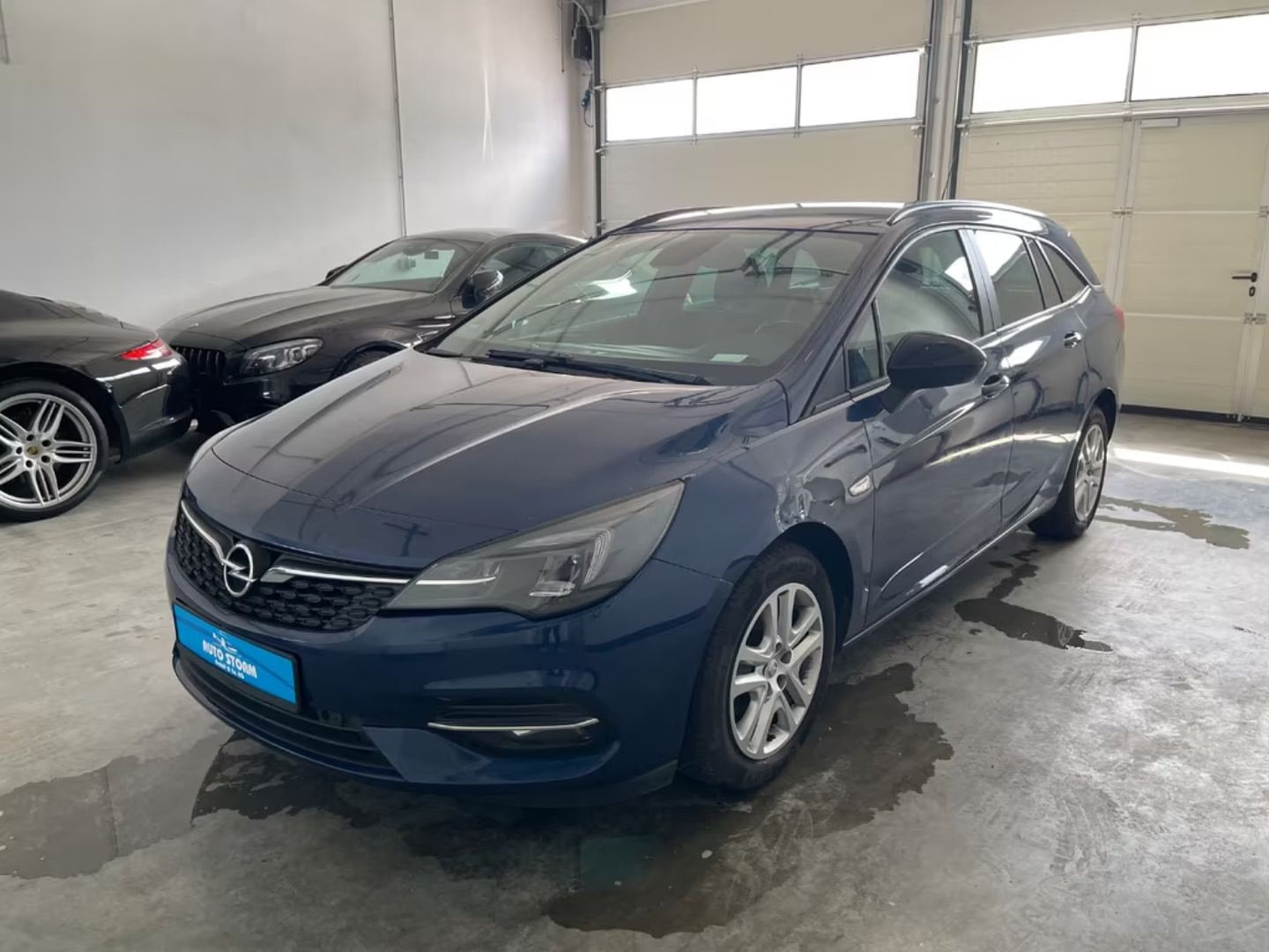 Opel Astra — фото 1