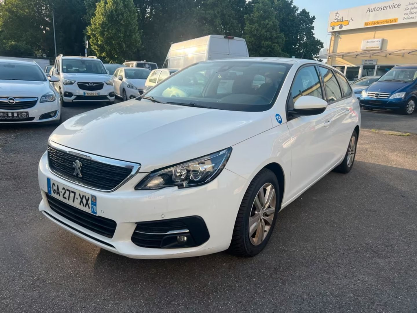 Peugeot 308