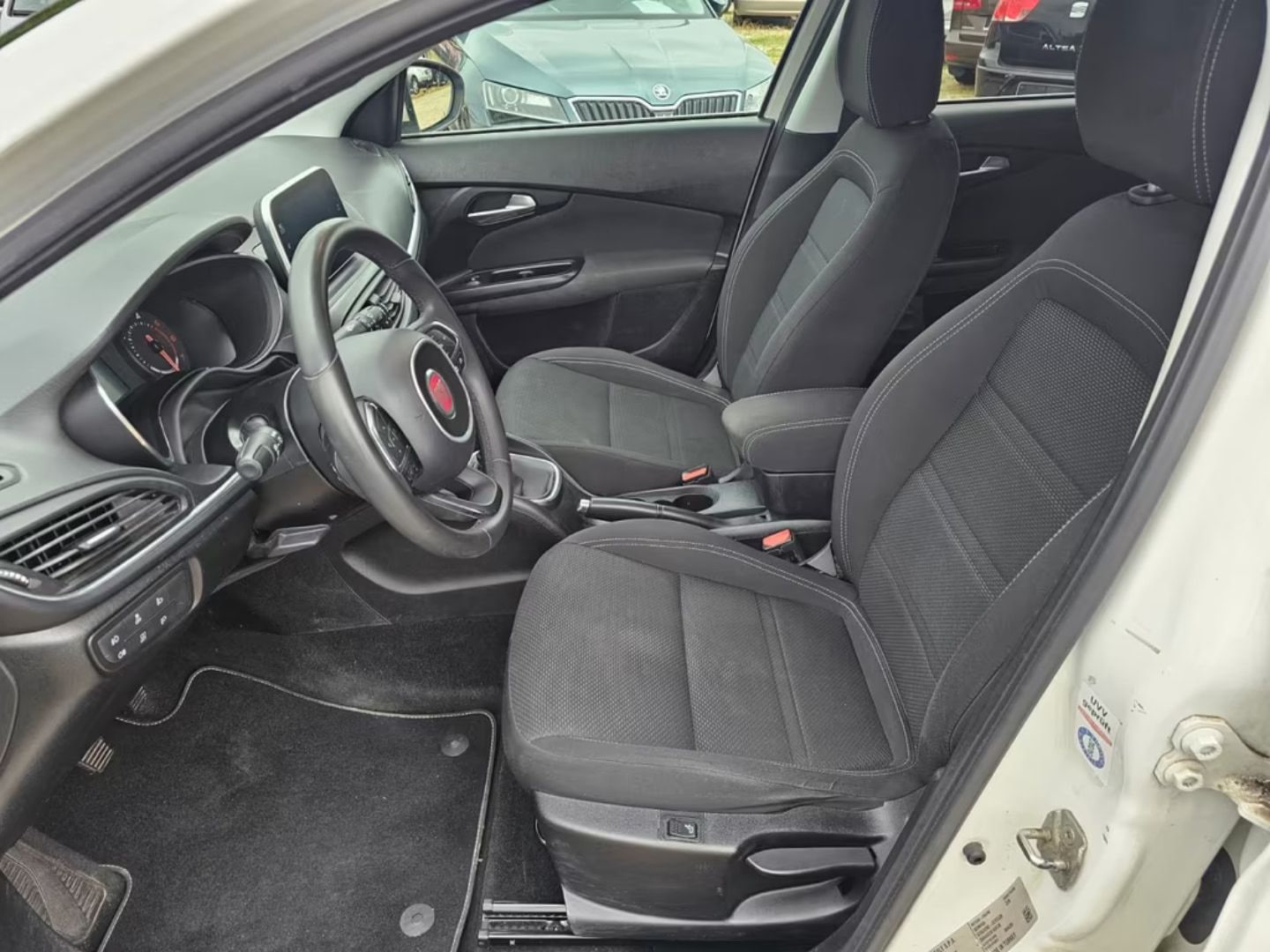 Fiat Tipo — фото 10