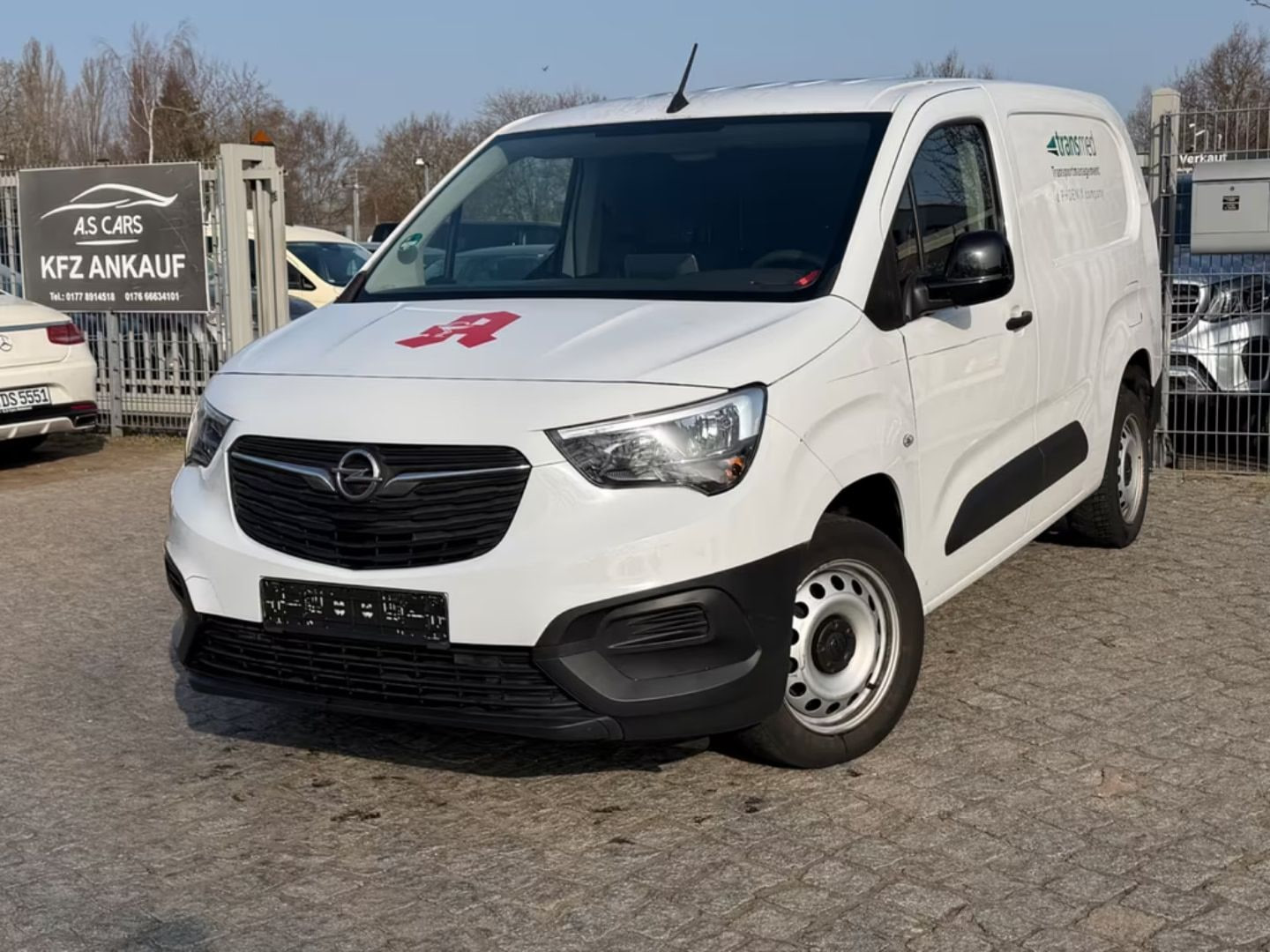 Opel Combo — фото 1