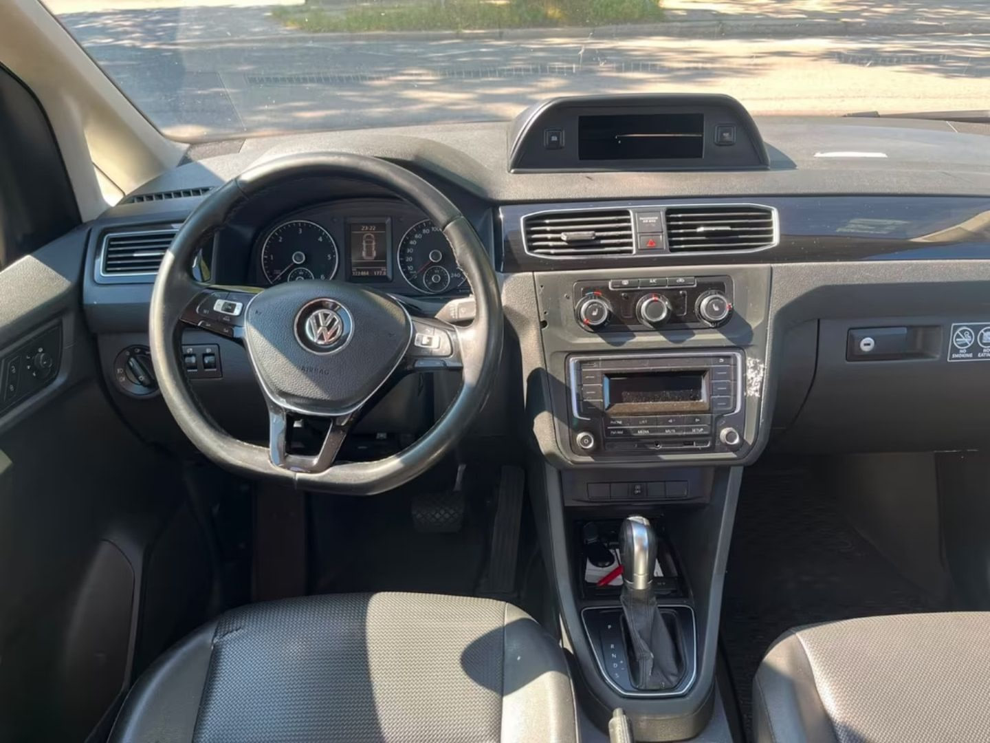 Volkswagen Caddy — фото 8