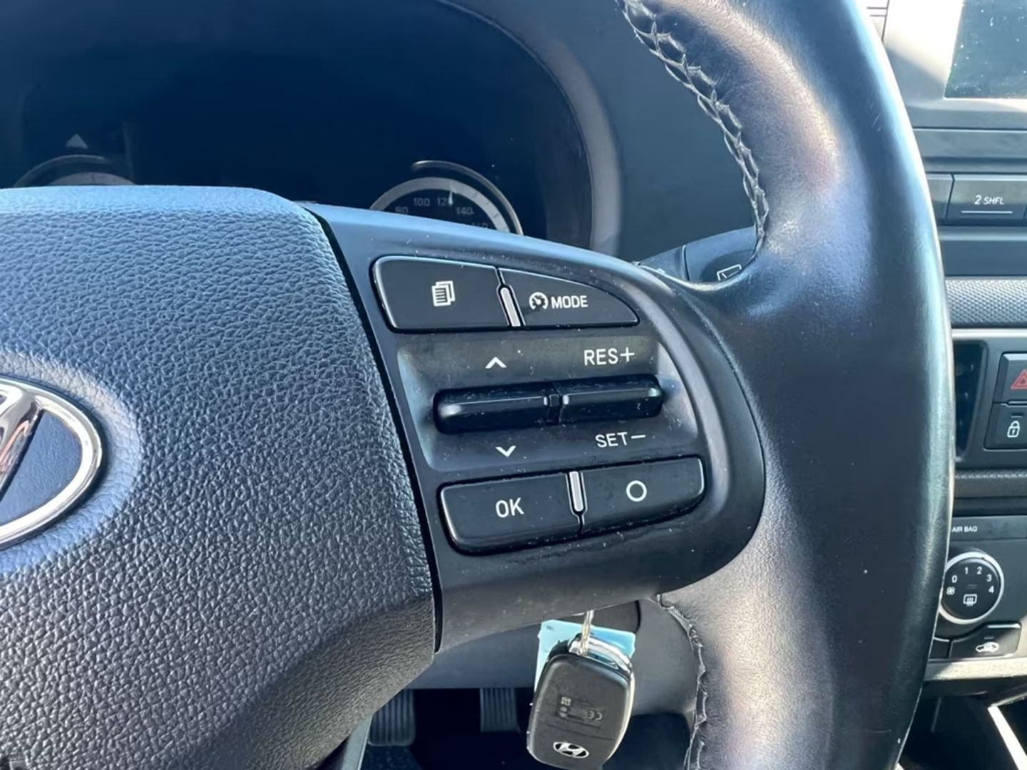 Hyundai i10 — фото 10