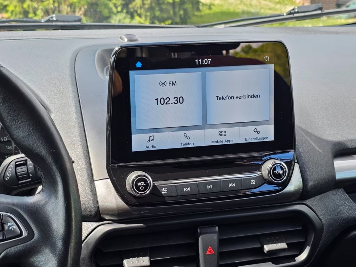 Ford EcoSport — фото 9