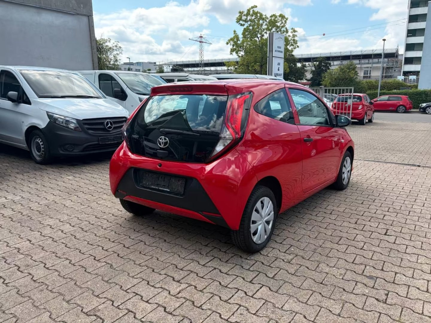 Toyota Aygo (X) — фото 5