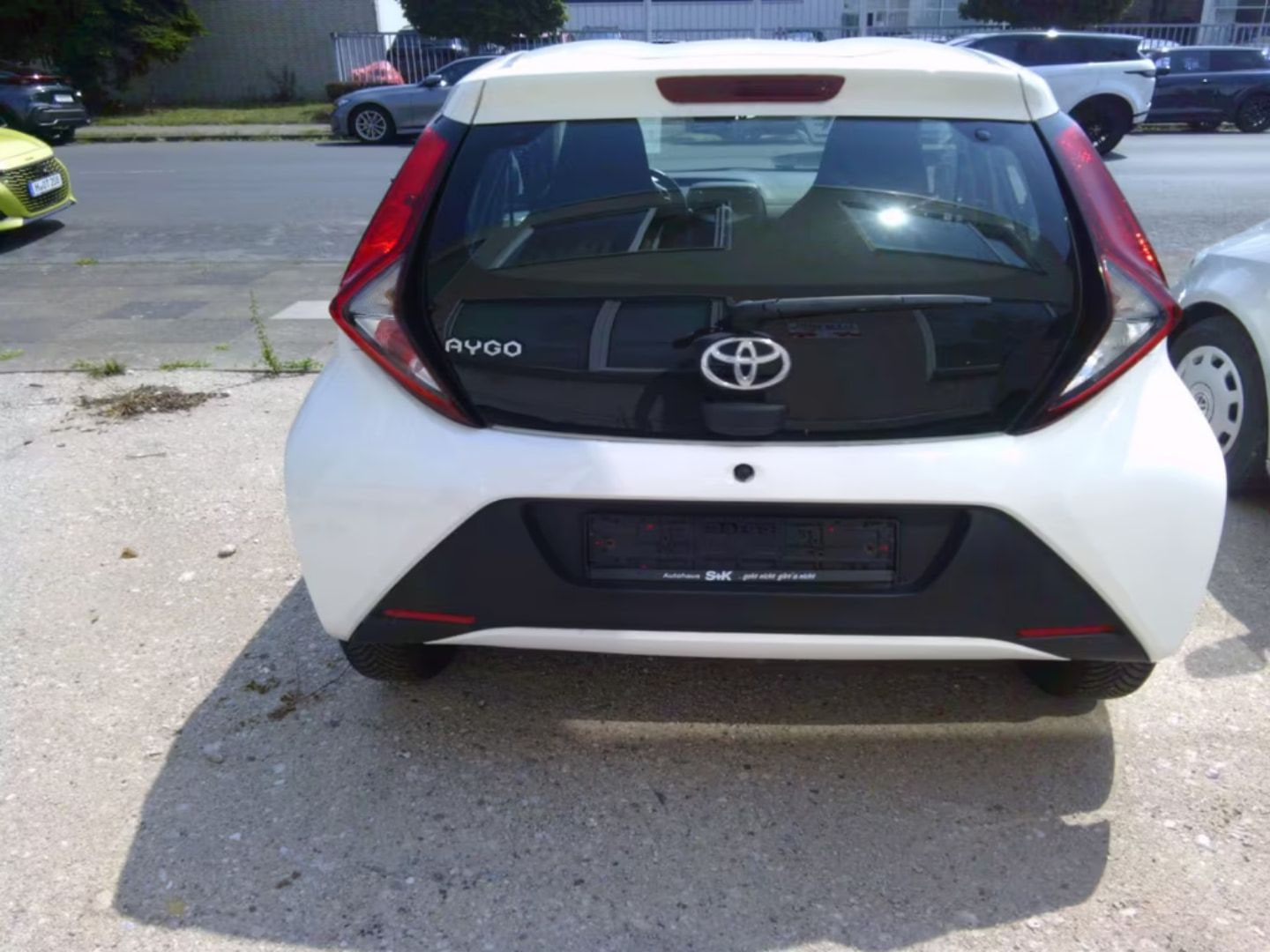 Toyota Aygo (X) — фото 2