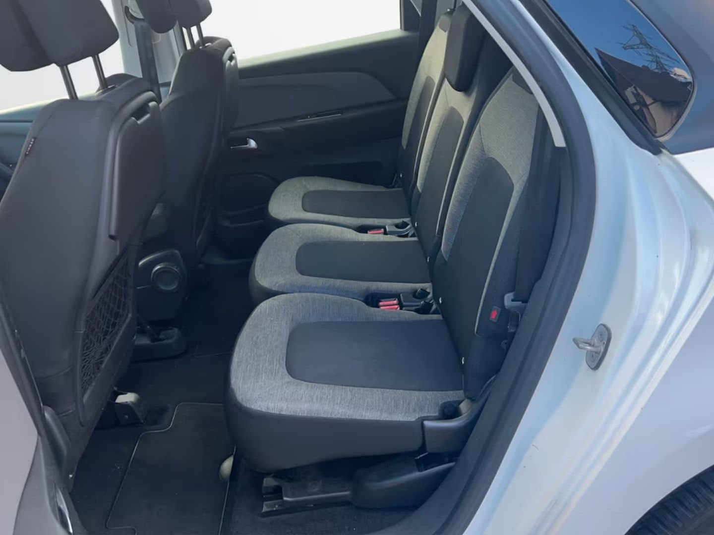 Citroen C4 Picasso — фото 9
