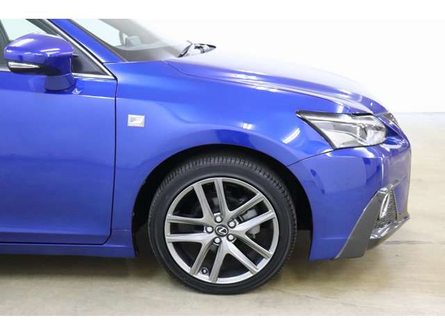 Lexus Lexus CT — фото 10