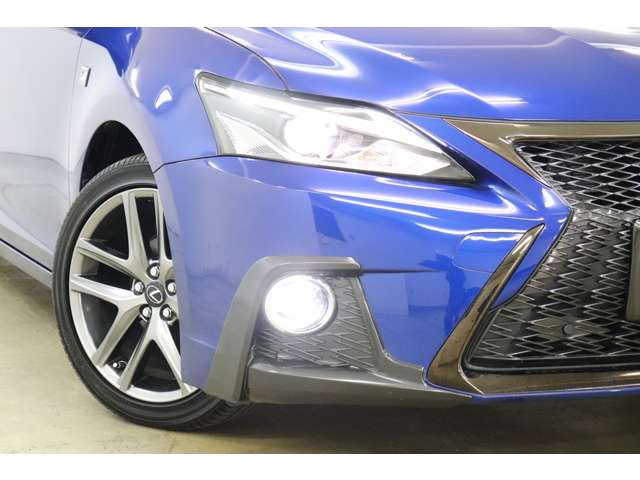 Lexus Lexus CT — фото 11