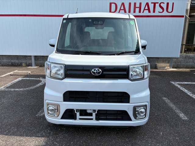 Toyota Pixis Mega — фото 6