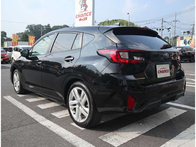 Subaru Impreza Hatchback — фото 13