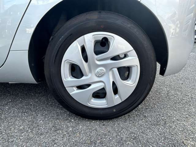 Toyota Aqua — фото 10