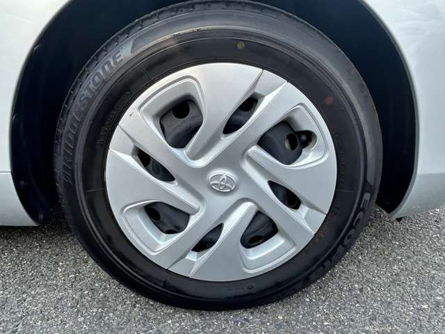Toyota Aqua — фото 11