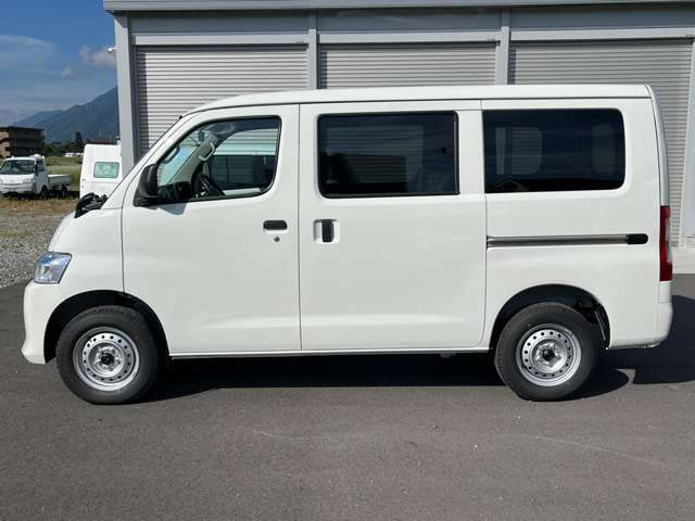 Mazda Bongo VAN — фото 5