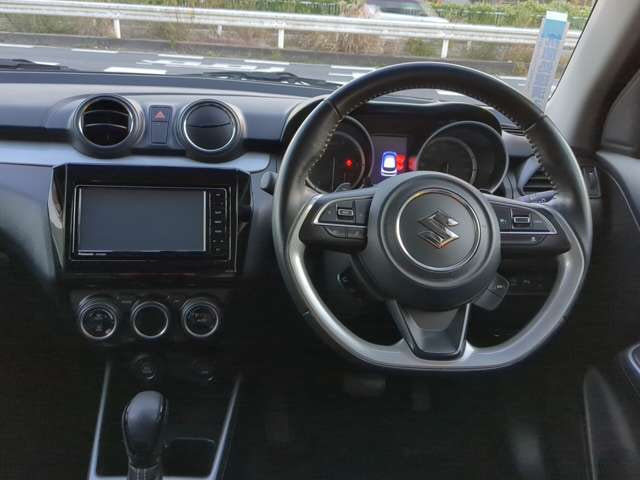 Suzuki Swift — фото 6