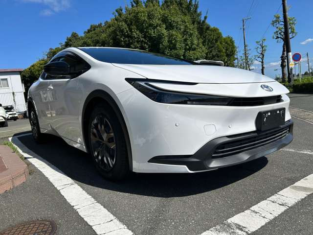 Toyota Prius — фото 5