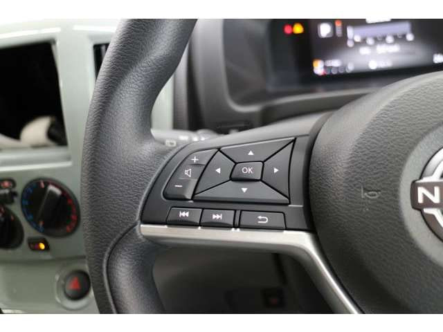 Nissan NV200 Vanette — фото 10