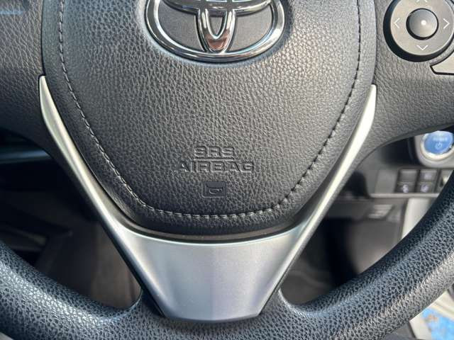 Toyota Corolla Axio — фото 10