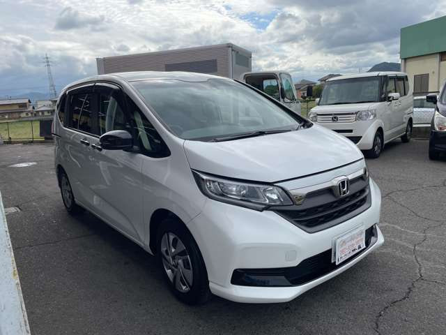 Honda Freed — фото 3