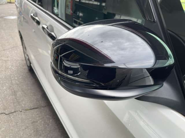 Honda Freed — фото 8