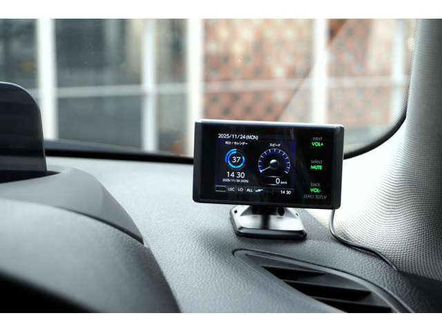 BMW 2 Series Active Tourer — фото 10