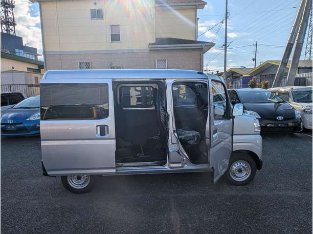 Daihatsu Hijet Cargo — фото 7
