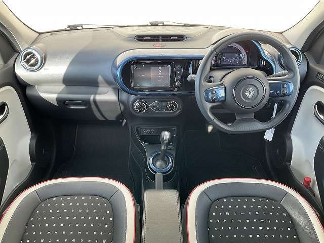 Renault Twingo — фото 3