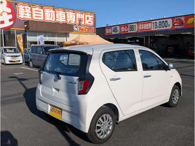 Daihatsu Mira E S — фото 8