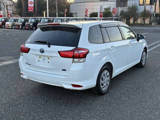 Toyota Corolla Sielder — фото 12