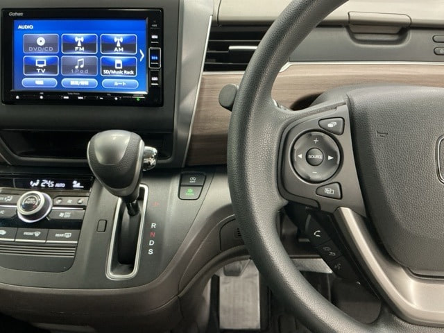 Honda Freed — фото 3