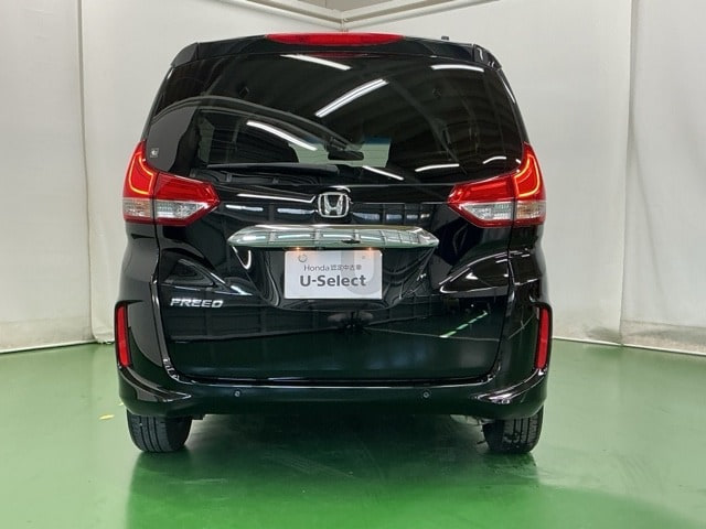 Honda Freed — фото 14