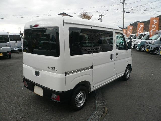 Daihatsu Hijet Cargo — фото 4