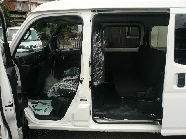 Daihatsu Hijet Cargo — фото 8
