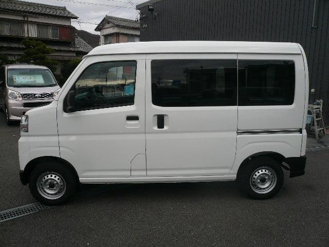 Daihatsu Hijet Cargo — фото 10
