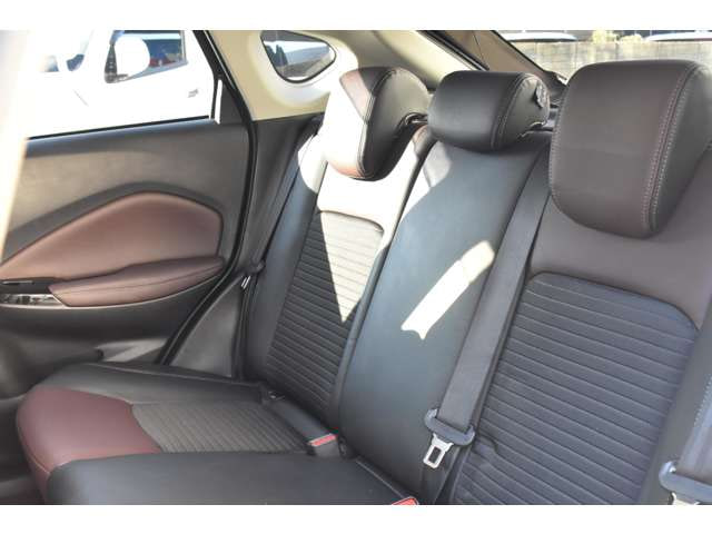 Suzuki Fronx — фото 10