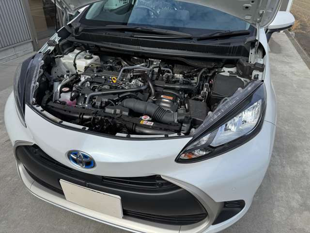 Toyota Aqua — фото 10