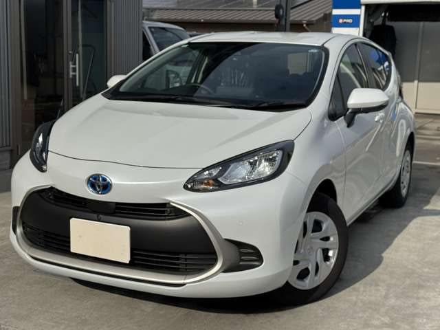 Toyota Aqua — фото 14