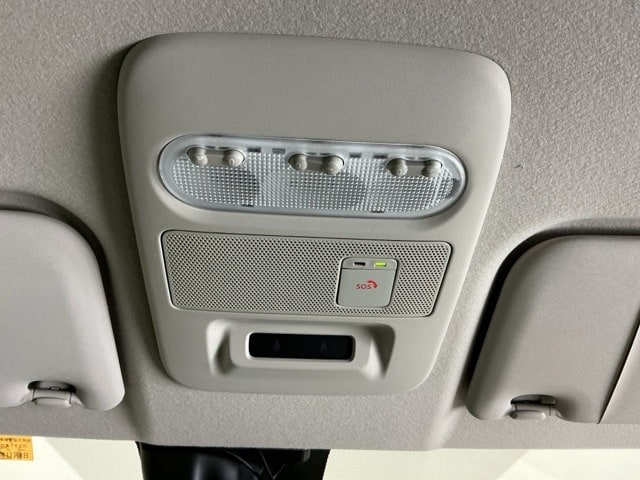 Mitsubishi EK X EV — фото 12